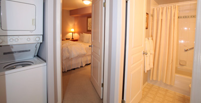 Classic One Bedroom and Den Hallway